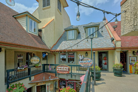 6 Unique Shops in Gatlinburg TN You Have to Check Out